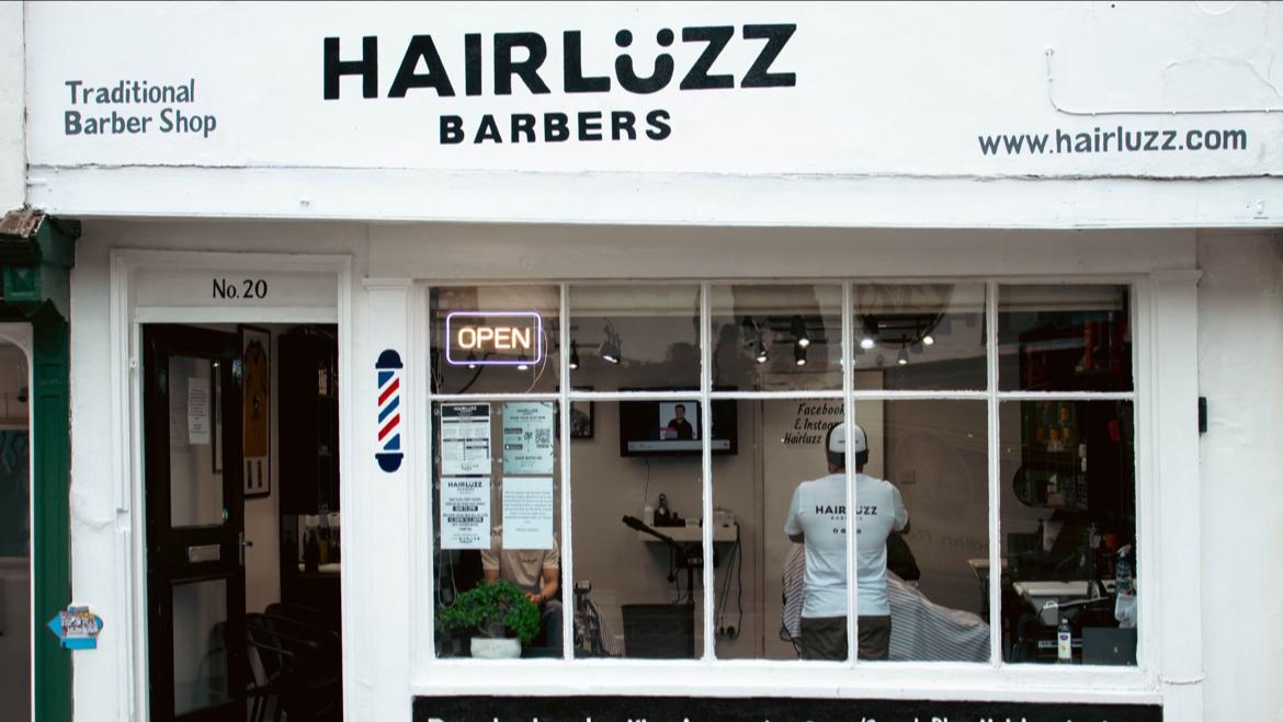 Hairluzz Barbers